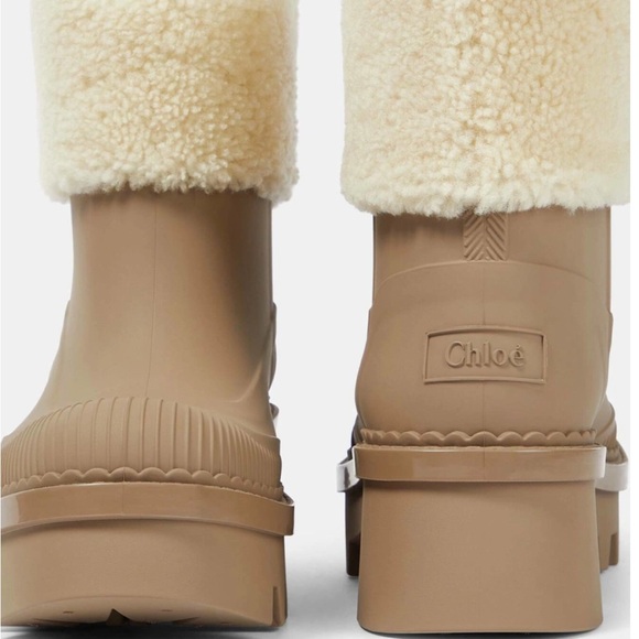 Chloe Cream and Tan Shearling Winter Boots - Picture 3 of 3